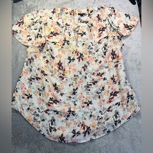 torrid Cream Floral Scoop Neck Blouse with Blush, Rust and Charcoal Accents